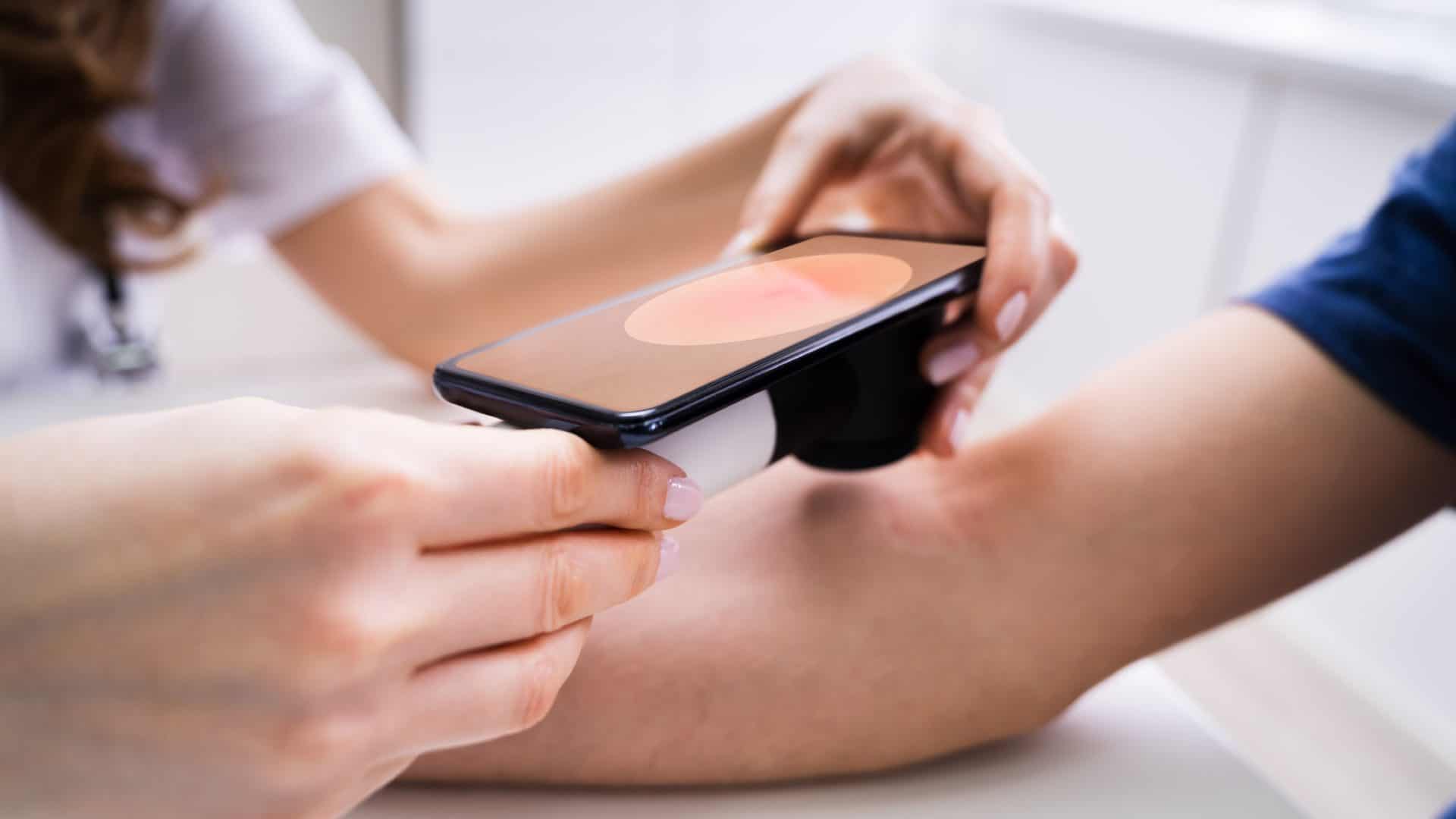 Premiada em Harvard: startup brasileira usa IA para diagnóstico precoce de câncer