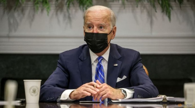Biden advierte que ómicron “se va a propagar mucho más rápidamente”