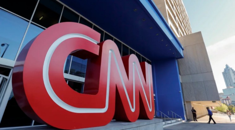 CNN cierra sus oficinas por el aumento de contagios de COVID-19