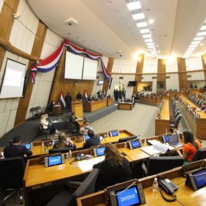 Legislativo sanciona un Presupuesto 2022 a medida de sus ambiciones