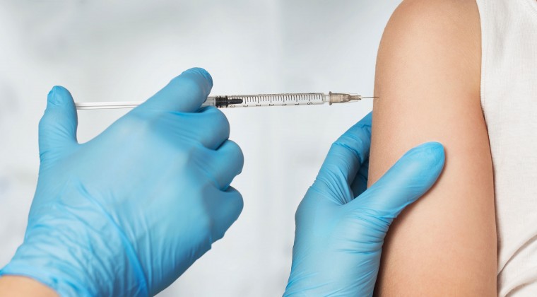Circula la gripe A H3N2, vacunas llegarían en mayo