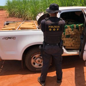 Camionete furtada em Santa Catarina foi apreendida pelo DOF com mais de uma tonelada de drogas