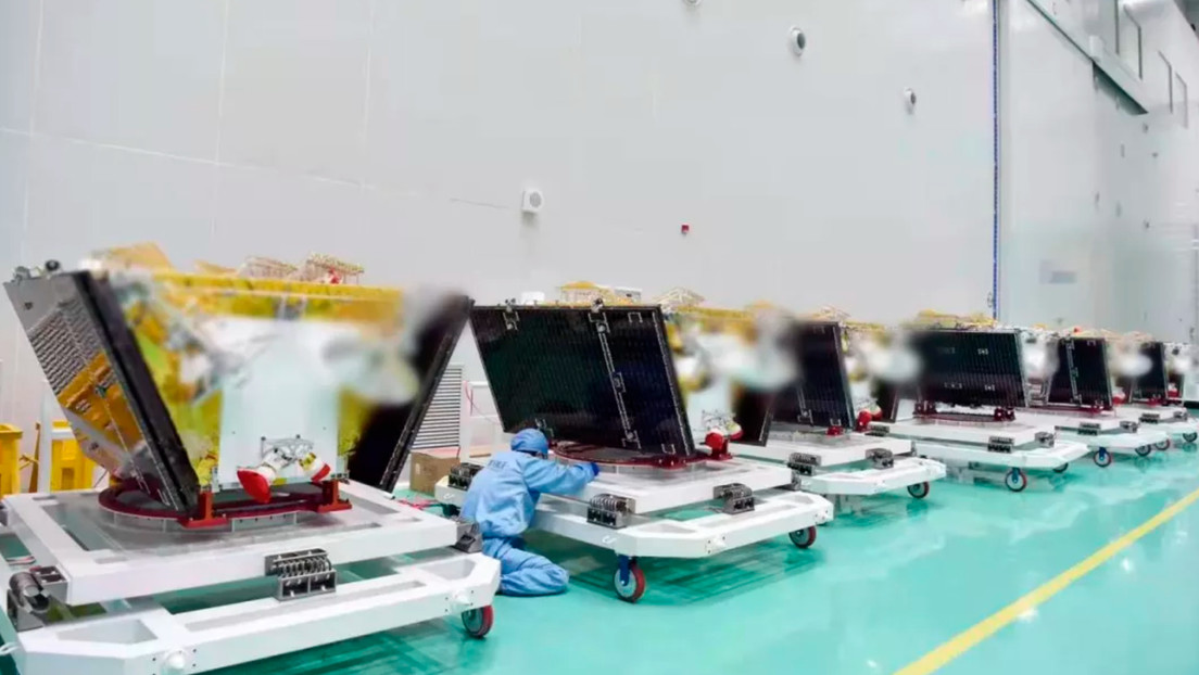 China planea ‘desafiar’ a SpaceX con una nueva “minitelaraña” de satélites 5G