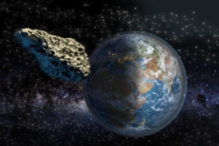 Advierten que ‘peligroso asteroide’ impactará en la Tierra en mayo