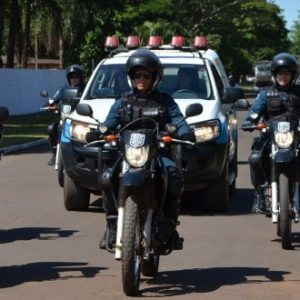 Policiamento ostencivo garante a segurança pública no centro comercial de Ponta Porã