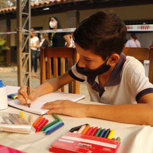 MEC inicia distribución de kits escolares para el año lectivo 2022