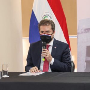 Más de una veintena de firmas extranjeras interesadas en invertir unos US$ 5.000 millones en Paraguay