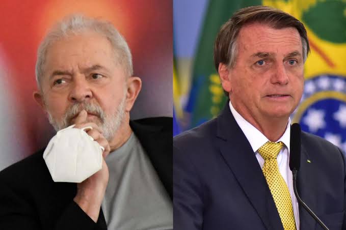 Bombástico: Bolsonaro já aparece à frente de Lula em pesquisa eleitoral; VEJA NÚMEROS￼