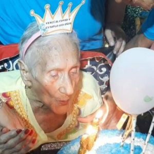 Abuelita cumplió 103 años: venció al COVID y hoy agradece su larga vida￼