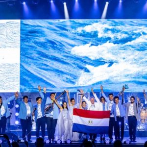 Orquesta H20 resplandece en la Expo Dubai con el “Arpa de Agua”