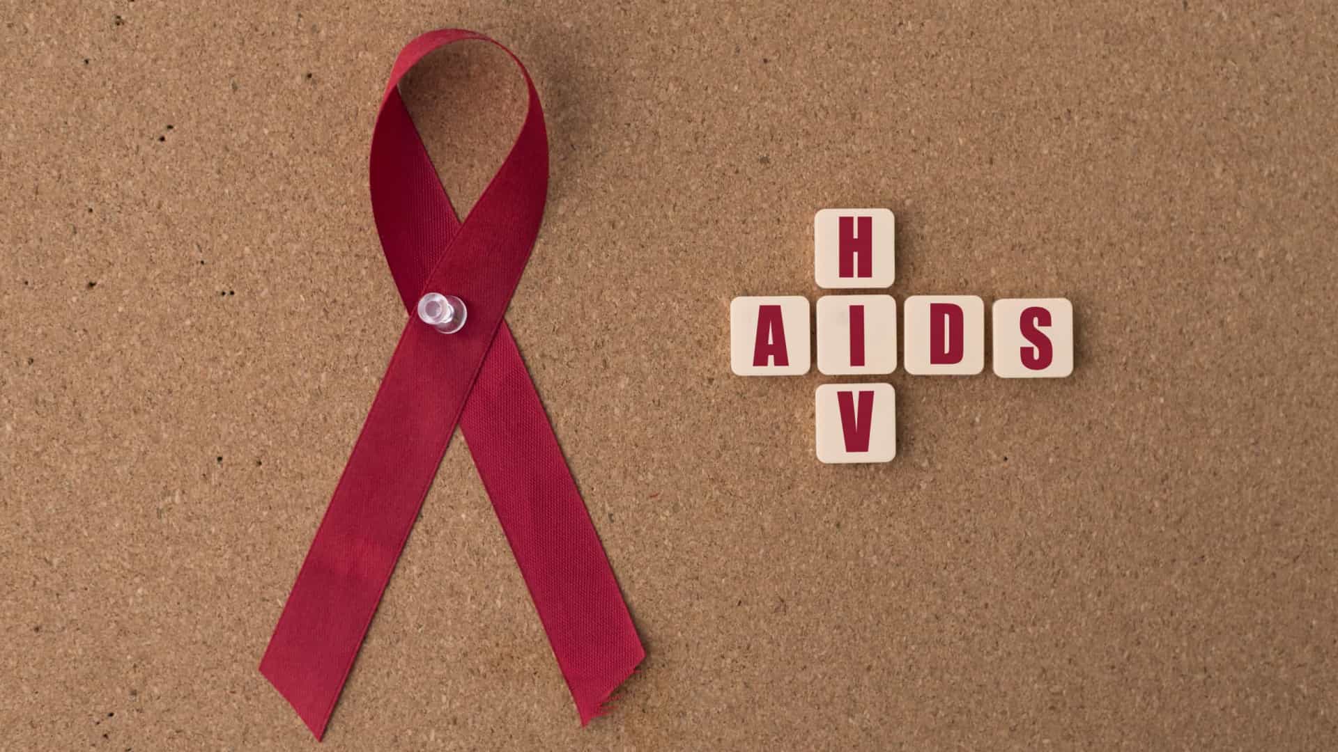 Estudo identifica variante mais virulenta do HIV desconhecida por décadas