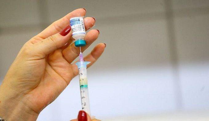 Brasil chega a 70,89% da população com duas doses da vacina contra a covid-19