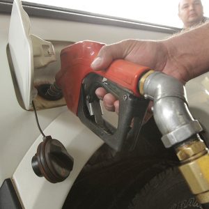 Petrobras reduz preço do diesel para distribuidoras em R$ 0,22