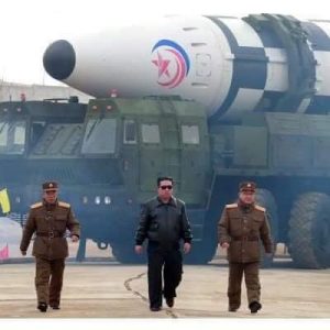 El líder de Corea Del Norte ha declarado que su país se está preparando para una confrontación a largo plazo con Estados Unidos.