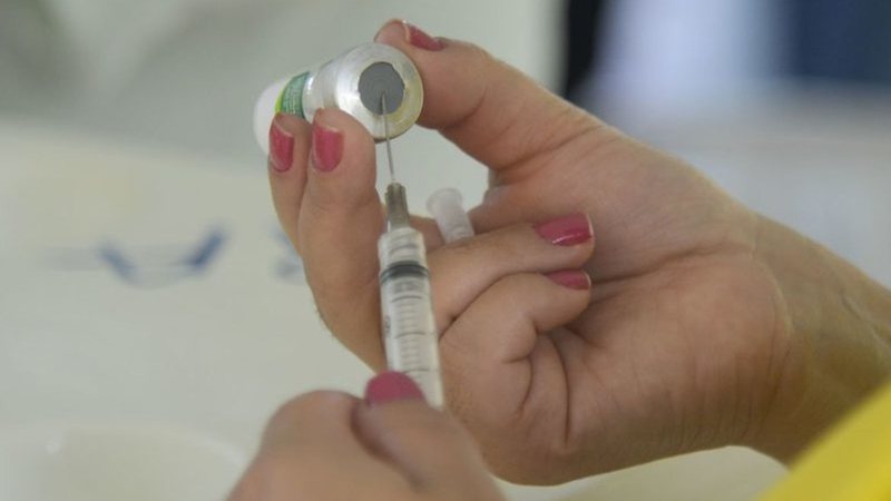 Brasil terá vacina nacional contra covid em 9 meses, diz ministro Marcos Pontes