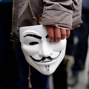 Anonymous afirma haberse infiltrado en el Banco Central de Rusia y advierte que publicará documentos clasificados￼