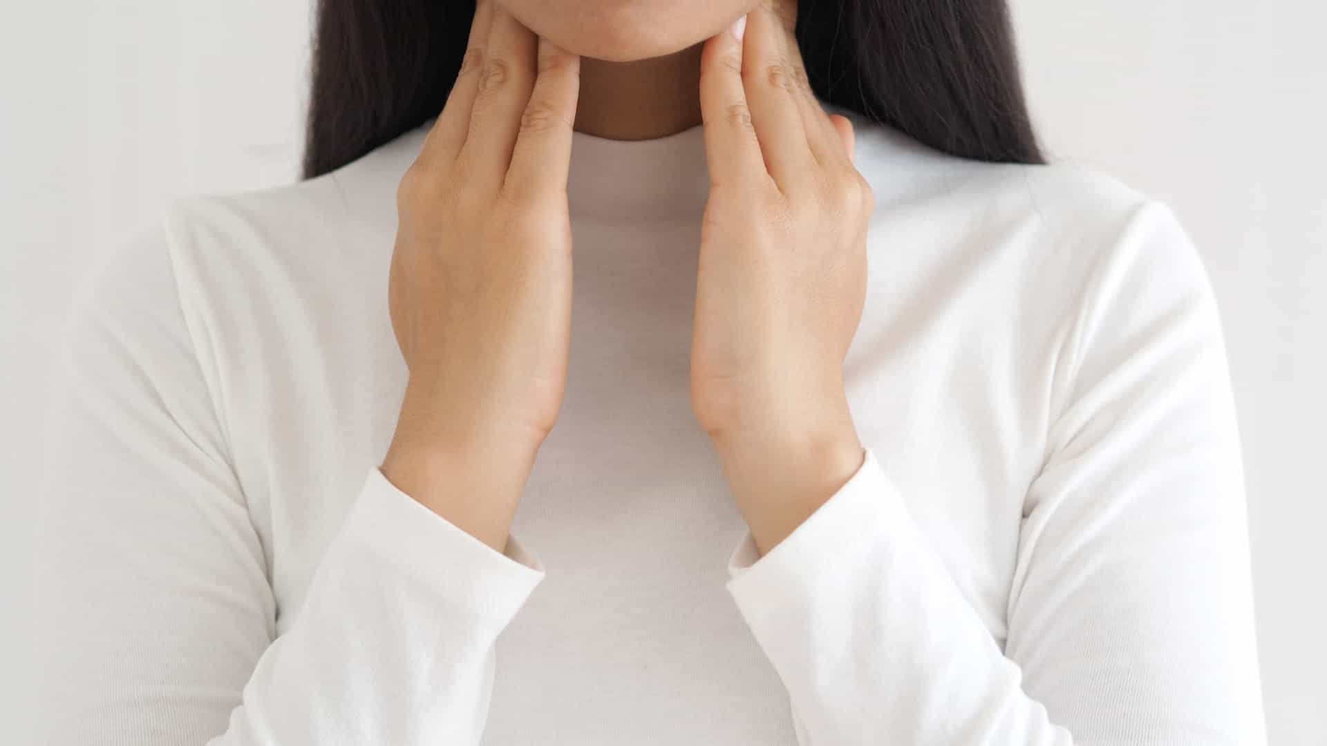 Câncer de esôfago: A ‘estranha’ sensação na garganta que não deve ignorar
