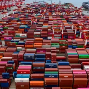 Como a covid criou um congestionamento gigantesco no porto de Xangai que afeta o mundo inteiro