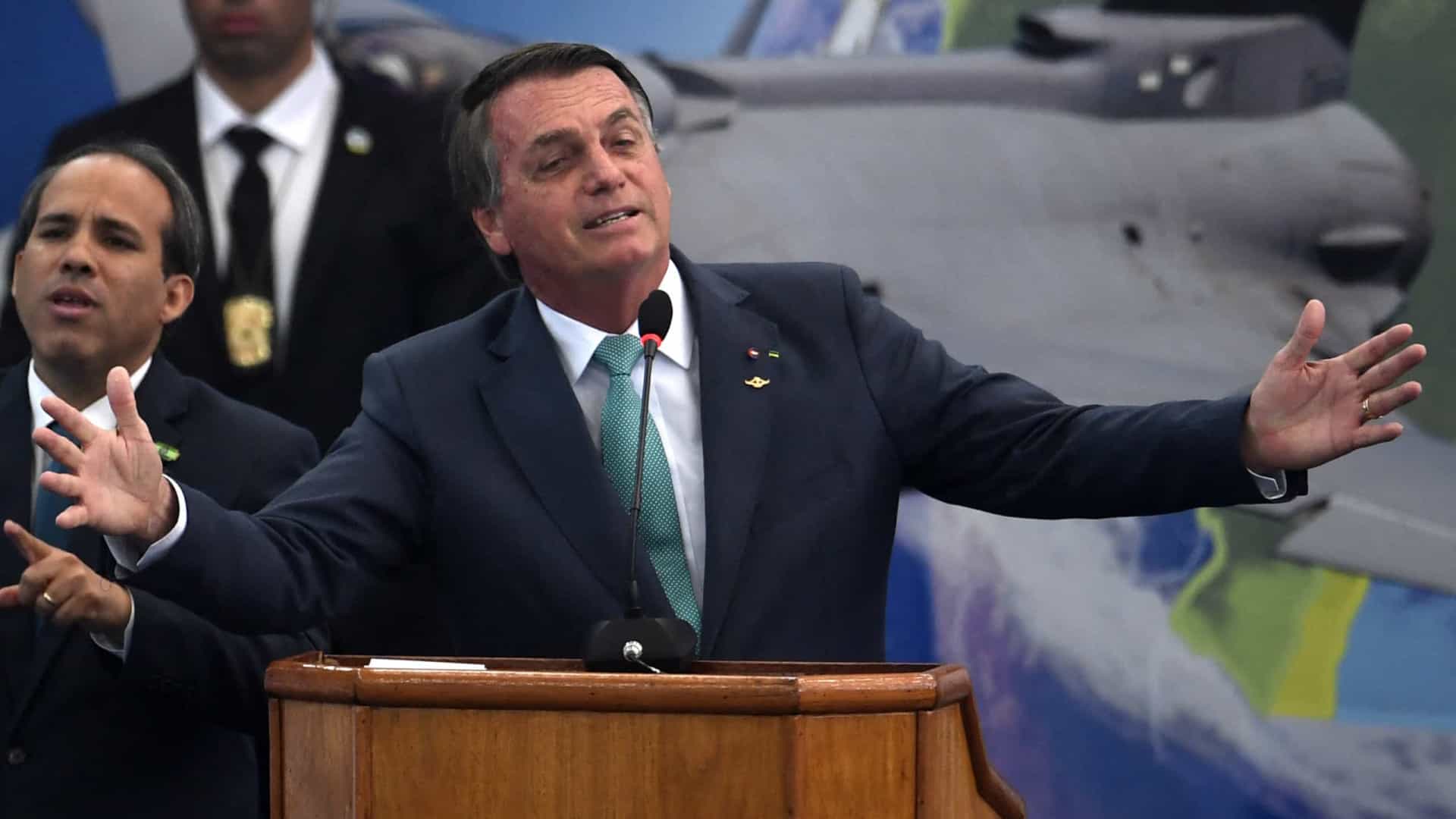 Bolsonaro: a locomotiva da economia está no campo, que não parou na pandemia