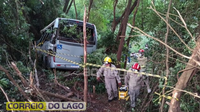 Polícia tenta localizar caminhão que causou acidente em Iguiporã deixando sete mortos￼