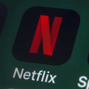 Netflix despede 150 funcionários devido a queda de assinantes