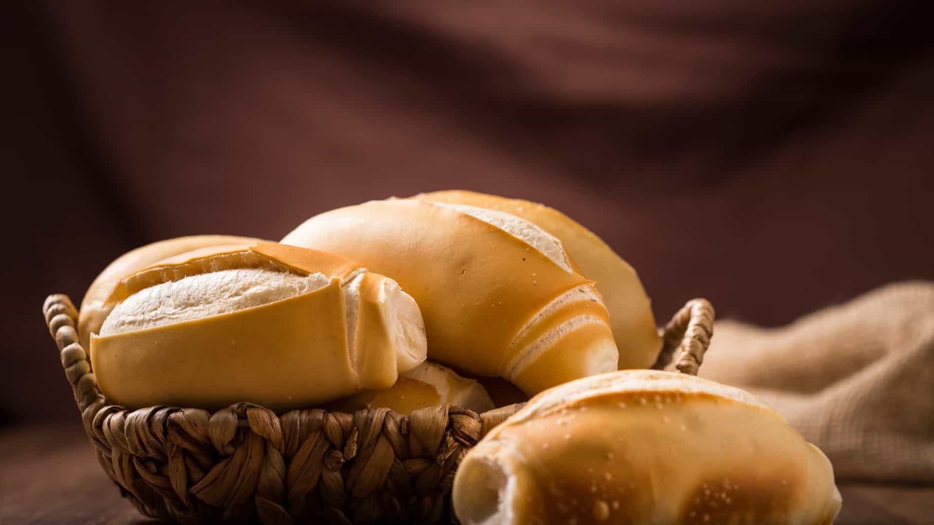 Mitos e verdades sobre o pãozinho e outros carboidratos