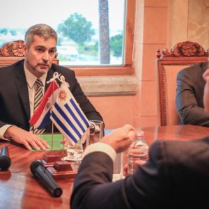 Ministro sostiene que Paraguay y Uruguay tienen intenciones firmes de incrementar sus economías￼