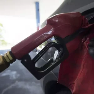 Diesel sobe mais de R$ 0,40 e gasolina pode ser encontrada a até R$ 7,39 em Campo Grande, diz ANP￼