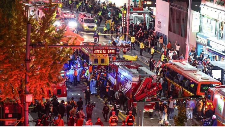 Más de 100 personas mueren aplastadas en una masiva celebración de Halloween
