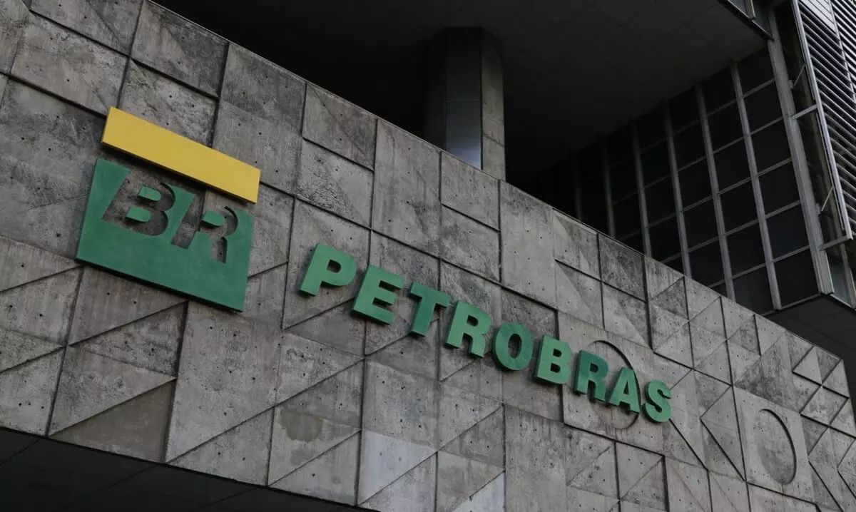 Diferença entre diesel vendido pela Petrobras e refinaria privada chega a 17%￼
