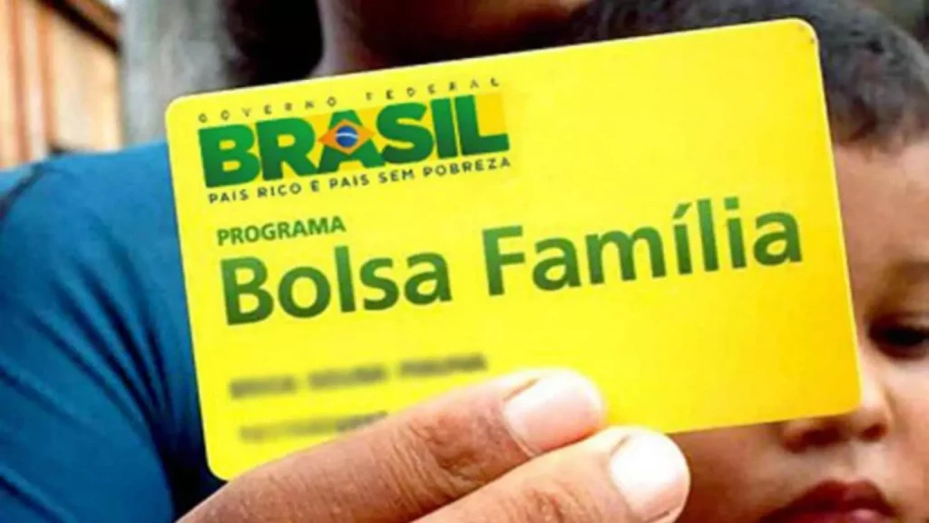 Começa revisão do Bolsa Família e Ministério avisa: ‘Vai sair quem tiver que sair’