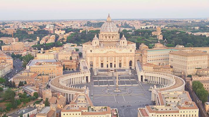 El Vaticano pondrá en órbita un satélite de esperanza con el discurso papal de «nadie se salva solo»