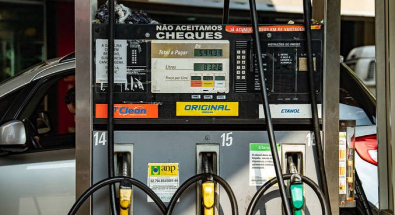 ICMS sobre gasolina e etanol é fixado em R$ 1,45 por litro e será cobrado uma única vez