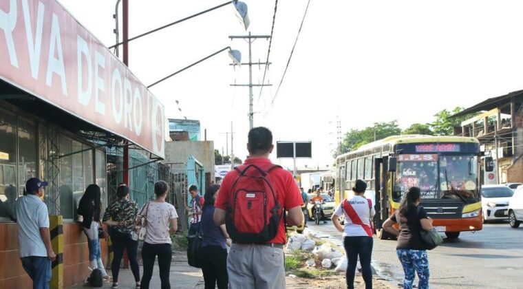 Estudian cómo afecta el transporte público a la salud mental de los paraguayos
