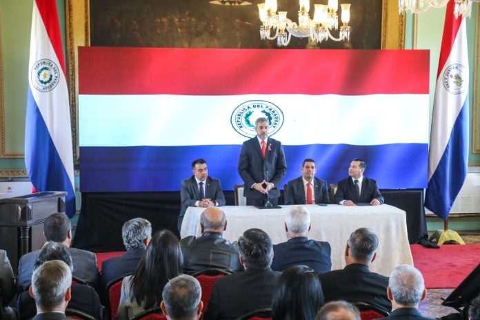 Paraguay podrá retirar el 100 por ciento de la energía de Itaipu en julio, resalta presidente