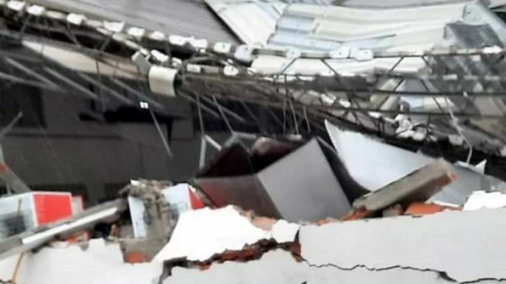 Ciclone no Sul: Microexplosão provoca estragos em cidade de Santa Catarina