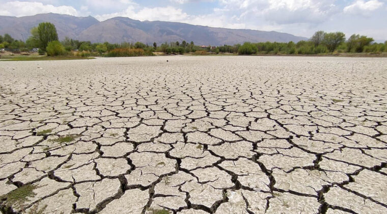 En Bolivia racionan agua por sequía extrema