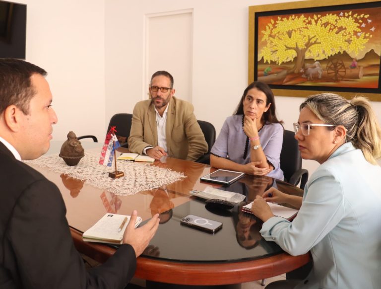 Senatur y Embajada de España reafirman su compromiso de cooperaciones en el ámbito turístico