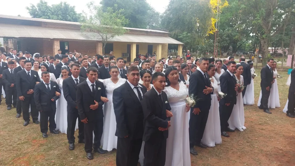 San Pedro: 69 parejas unen sus almas en casamiento comunitario en Capiibary