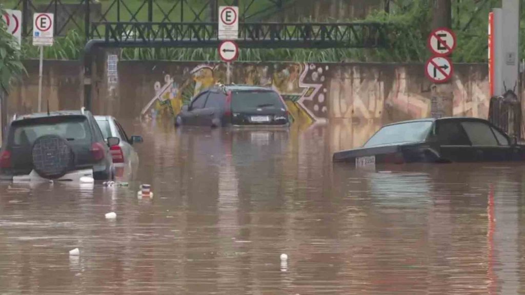 São Paulo teve o mês de outubro mais chuvoso em 80 anos