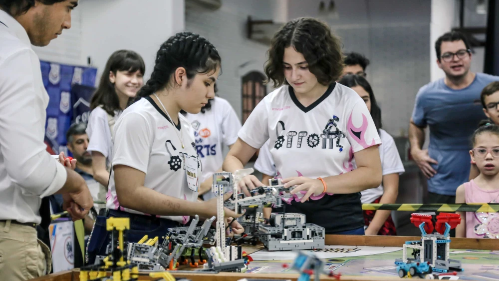 Hernandarias: Inicia competencia con miras al Mundial de Robótica