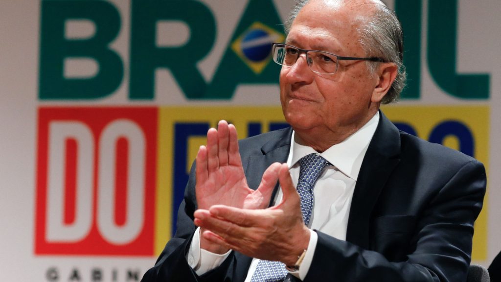 Alckmin projeta crescimento de 12% com reforma tributária