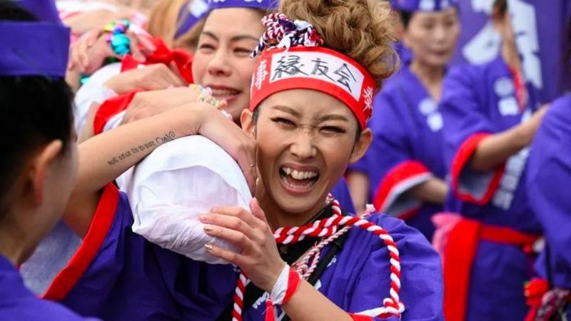 O tradicional ‘festival do nu’ no Japão que aceitou mulheres pela primeira vez em 1250 anos