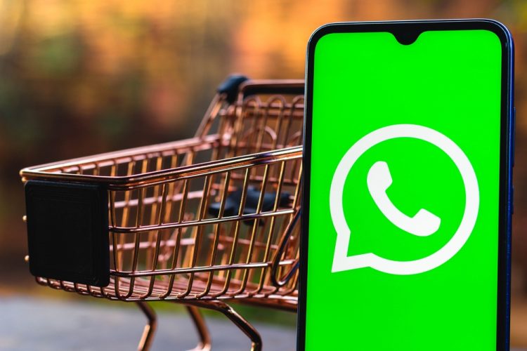 Sete em cada dez varejistas usam o WhatsApp para comunicação e estratégias de vendas