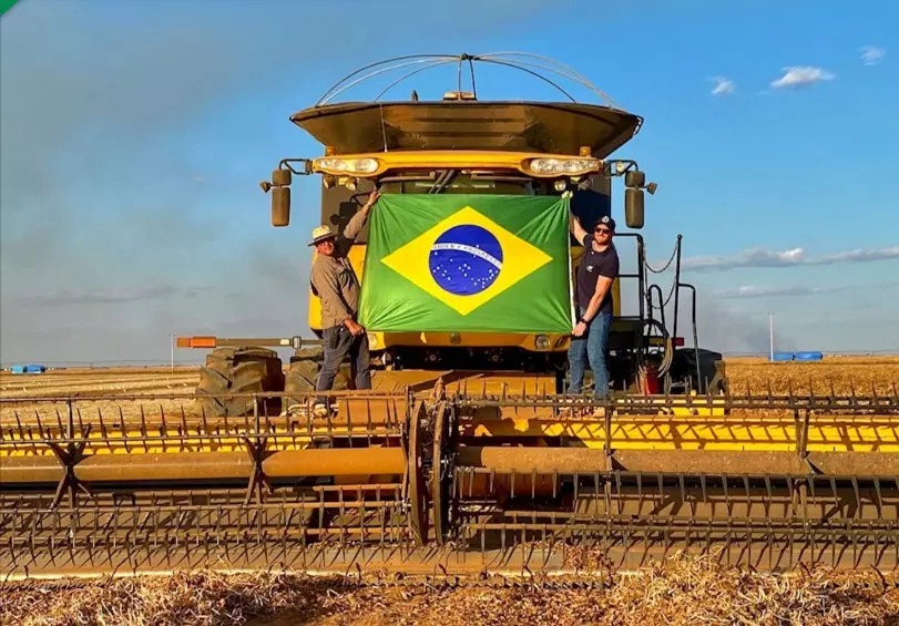 Brasil virou “celeiro do mundo”, liderando exportação de 7 alimentos