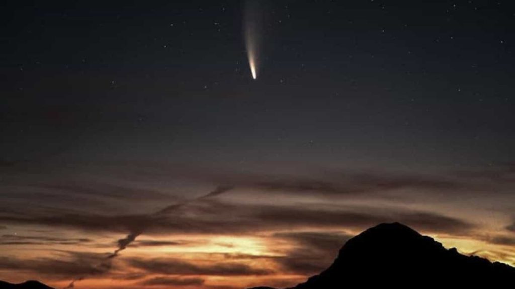 ‘Cometa do Diabo’ será visível da Terra nas próximas semanas; saiba como observar