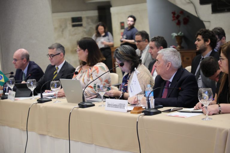 Con nuevas iniciativas para fortalecer la integración y el comercio regional concluyó reunión GMC del Mercosur