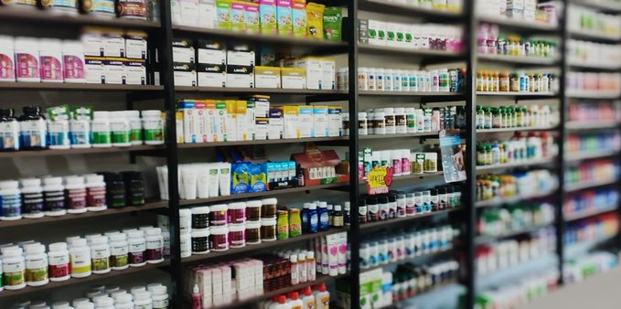 Dinavisa detecta venta de medicamentos sin registros dentro de farmacias del Alto Paraná