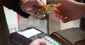 Uso de tarjeta de crédito alcanza nuevo récord en marzo