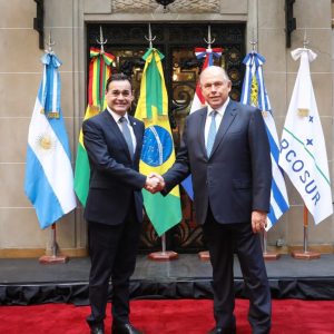 Paraguay y Argentina abordan temas prioritarios de la agenda bilateral